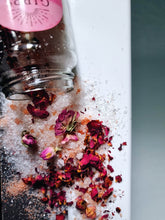 Load image into Gallery viewer, Bath Salts: Vanilla Rose
